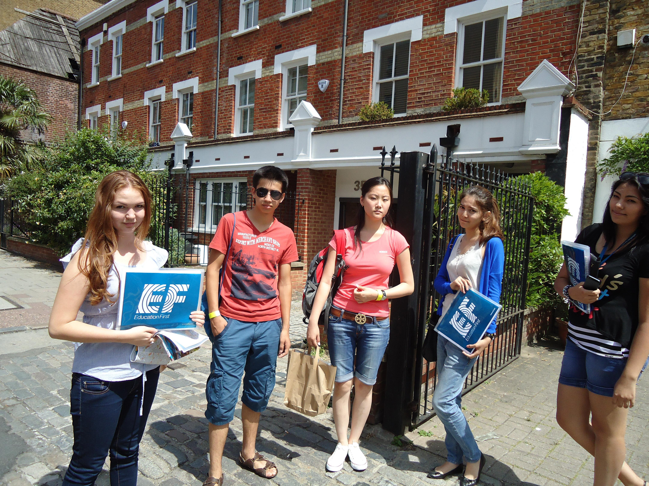 Ef education. Ef логотип. English first эмблема. Ed first. English first эмблема.